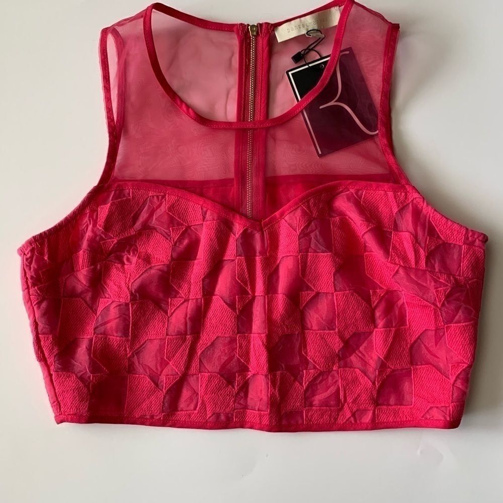 Dance & Marvel Top - Picture 3 of 8